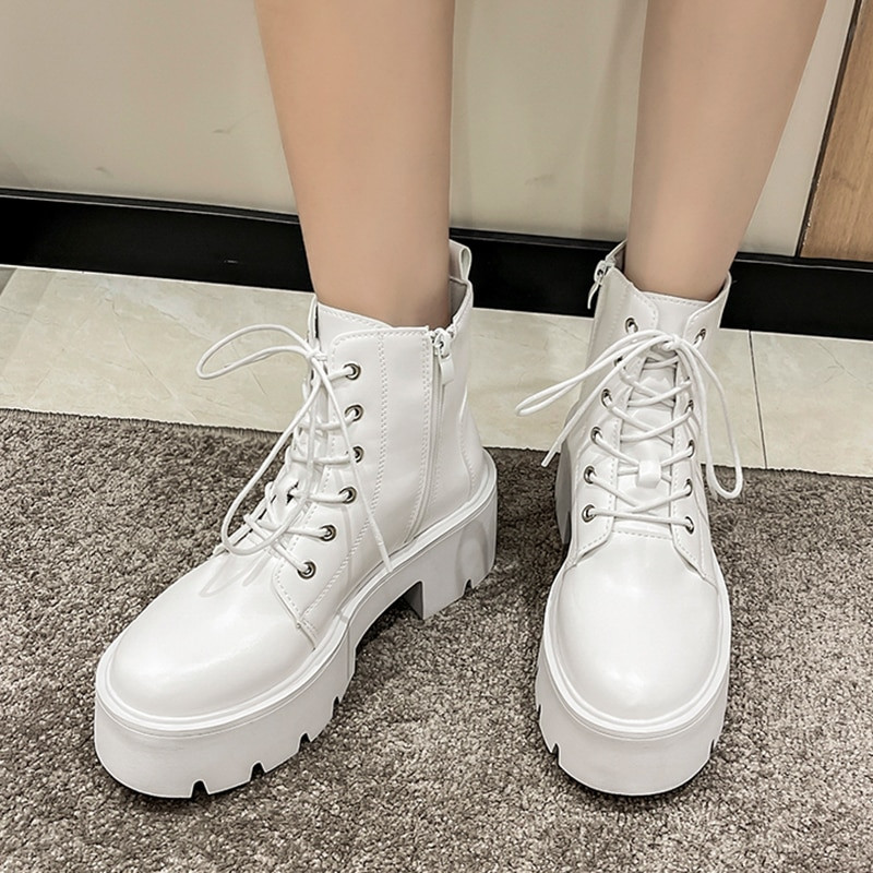 JMPRS Ženske gležnjače s debelom platformom Jesen 2022. Debele cipele na vezanje Ženske retro crne kratke čizme od pu kože