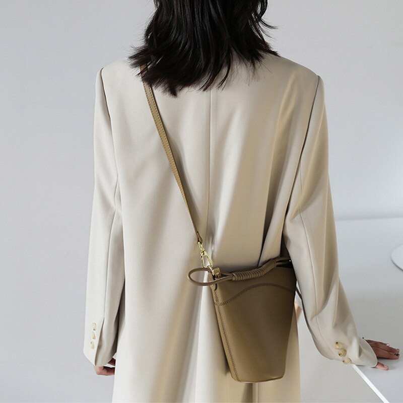 Žene Trench Temperament Femme Dizajnirana urezana dugačka vanjska odjeća Nepravilan minimalizam Harajuku Japanski krojeni Vintage Ins Mujer