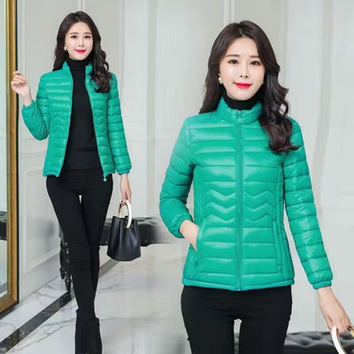 Zimske mamine ležerne prevelike 5xl ultra lagane pamučne kratke jakne Ženske tanke tople bombaške korejske klasične gornje odjeće Novo