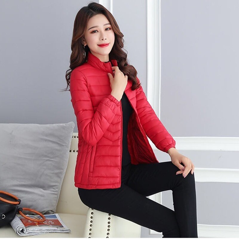 Zimske mamine ležerne prevelike 5xl ultra lagane pamučne kratke jakne Ženske tanke tople bombaške korejske klasične gornje odjeće Novo