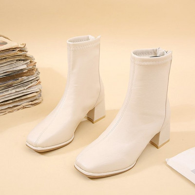 Luksusa zīmola sieviešu smilškrāsas 7 cm bloka augstpapēžu puszābaki 2020. gada ziemas sieviešu kvadrātzābaki Chelsea augstas kvalitātes īsi zābaki