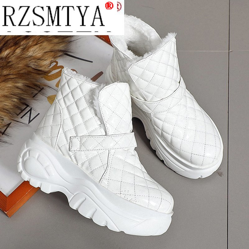 RZSMTYA Tenisice s platformom Zimske tople cipele Ženske čizme za snijeg 2021. Nove ženske cipele za sve prilike Bijele gležnjače Tenisice