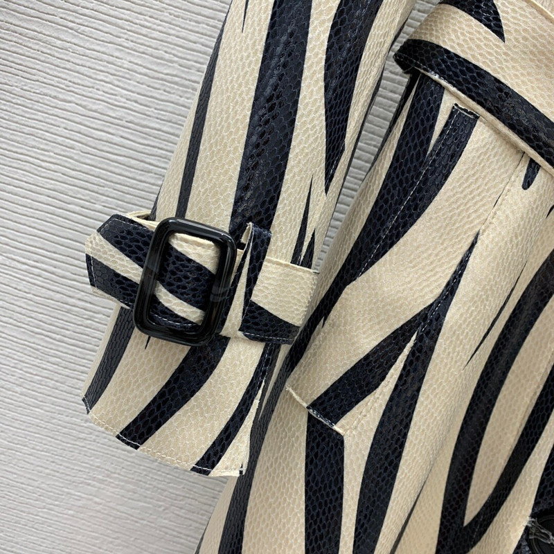 Luksuzni ženski kaputi od zmijske kože sa zebrastim uzorkom, dizajneri gornje odjeće poznatih međunarodnih marki Visokokvalitetni modni kaputi