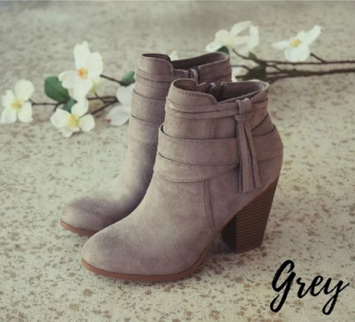 Ženske cipele 2021. Luksuzne Chelsea čizme Ženske kožne čizme Debele zimske cipele Gležnjače s platformom na debelu petu Dizajnerske marke