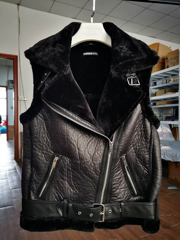 TRAF Ženski crni prsluk bez rukava od umjetne kože, reverzibilni debeli zimski patentni džepovi Ženski topli, elegantni kaput XX8925