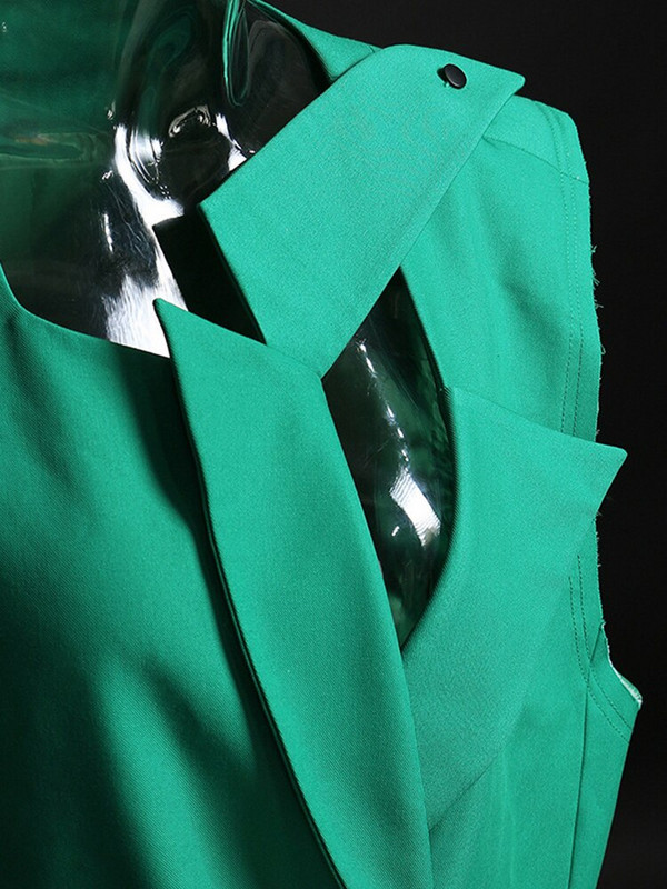 [EAM] Ženski opušteni zeleni nepravilni prsluk velike veličine, novi izdubljeni prsluk bez rukava, moda bez rukava, proljeće, jesen 2022. 1DE1536