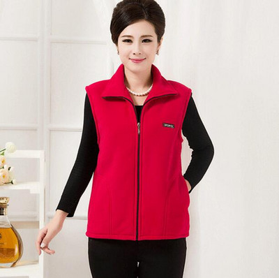 Sieviešu flīsa veste sieviešu rudens un ziemas pusmūža mātes pielādēta flīsa veste liela izmēra