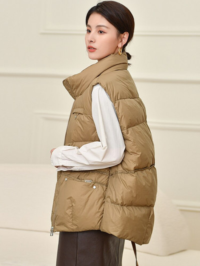 Janveny 2022 Jauna sieviešu ziemas veste īpaši viegla 90% balta pīļu dūnu vestes sieviešu brīvas bezpiedurkņu jakas, vēja necaurlaidīga veste