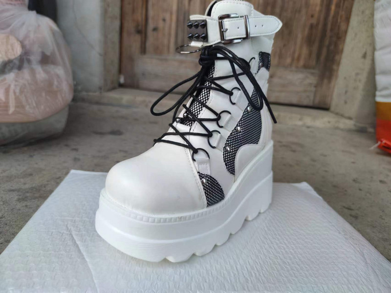 Brand Fashion Gothic Plus Veličina 43 Visoke pete Crne čizme s patentnim zatvaračem na leđima Ulične cool ženske cipele na platformu