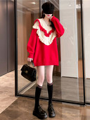 2022 Νέο βολάν πουλόβερ με αντίθεση με λαιμόκοψη Γυναικείο χριστουγεννιάτικο κόκκινο σχέδιο Sense Small Crowd Μεσαίο μακρύ πουλόβερ Κορυφαίο πουλόβερ Γυναικείο