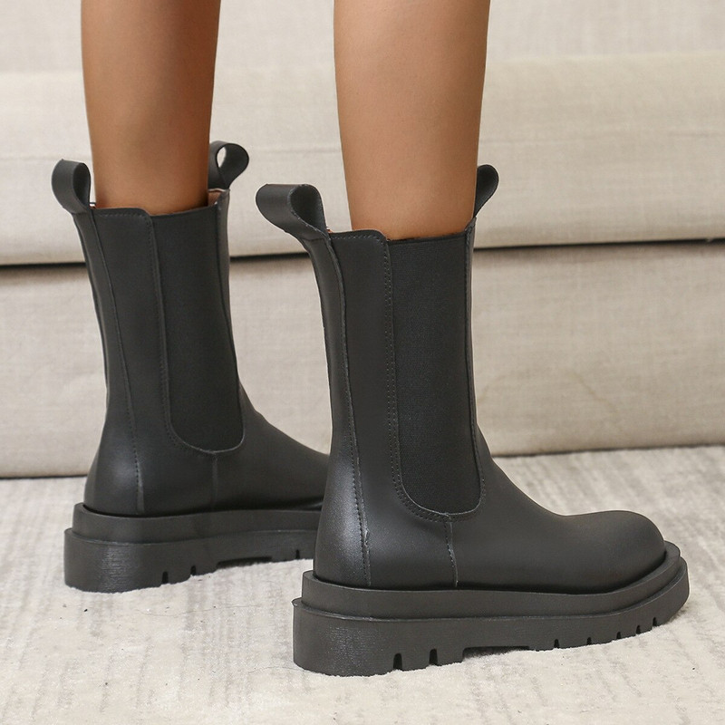 Chelsea čizme Zdepaste čizme Ženske zimske cipele Gležnjače od PU kože Crne jesenske modne ženske čizme s platformom