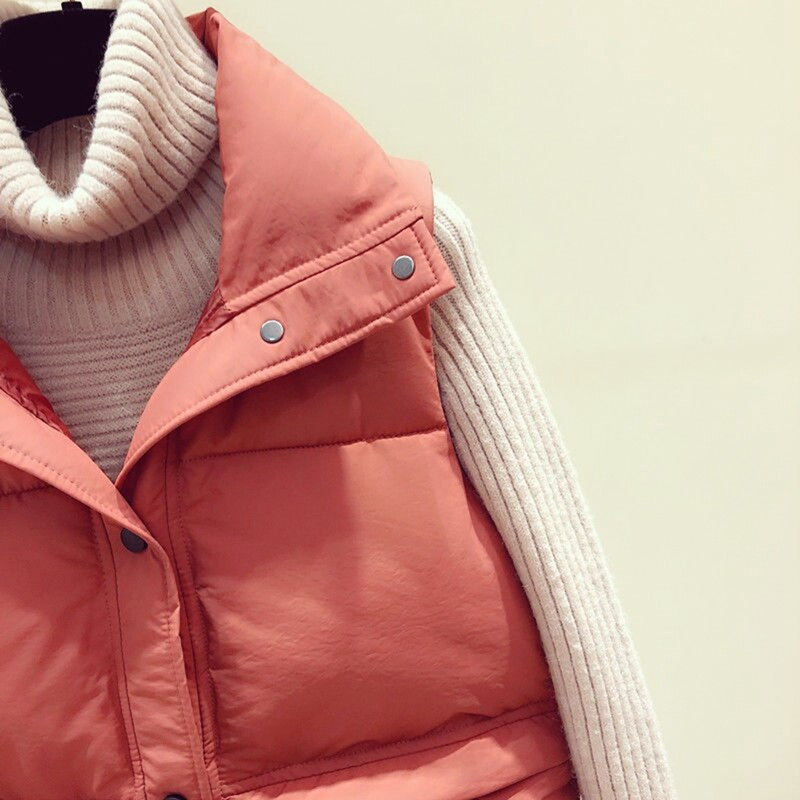 Sieviešu cieta vaļīga veste ar kokvilnas polsterējumu