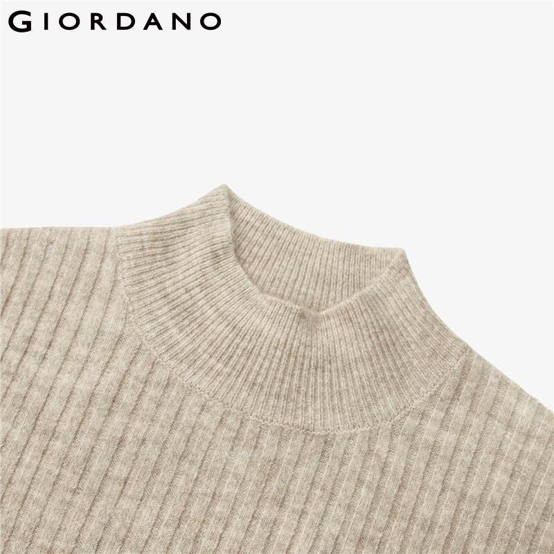 Giordano sieviešu džemperi ar rievotu dizainu, džemperis ar augstu kakla izgriezumu, dubultā ventilācijas atvere apakšmalā. Soild džemperi 05351654