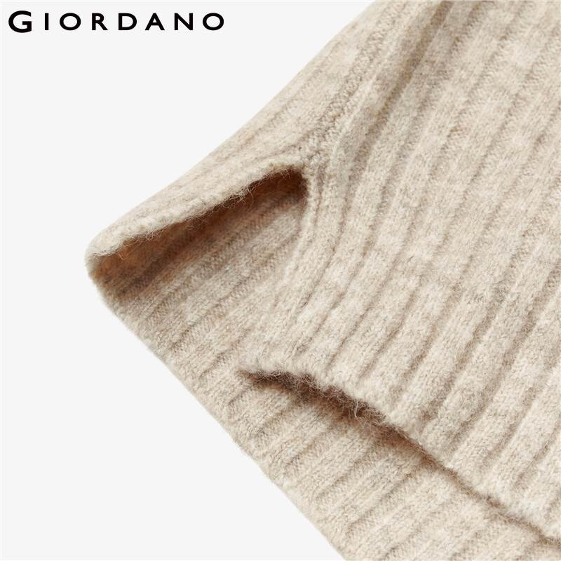 Giordano sieviešu džemperi ar rievotu dizainu, džemperis ar augstu kakla izgriezumu, dubultā ventilācijas atvere apakšmalā. Soild džemperi 05351654