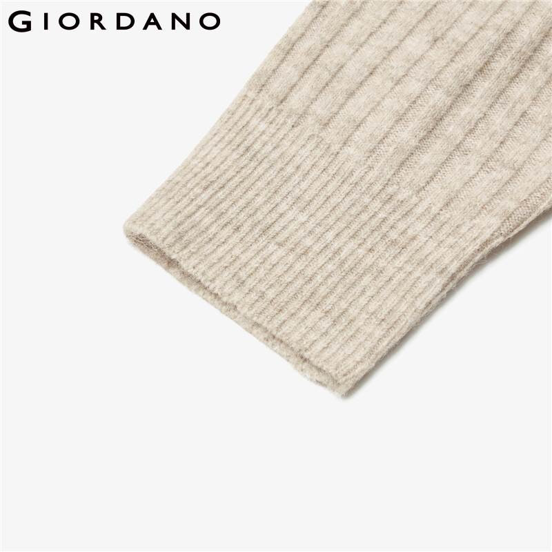 Giordano sieviešu džemperi ar rievotu dizainu, džemperis ar augstu kakla izgriezumu, dubultā ventilācijas atvere apakšmalā. Soild džemperi 05351654