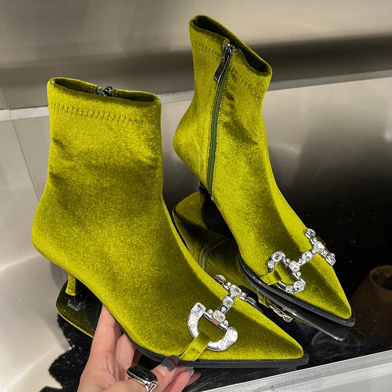 Modne ženske gležnjače 2023 Novo proljeće jesen Svilene ženske kratke čizme s patentnim zatvaračem na špicu Ženske cipele na nisku petu Ženske čizme