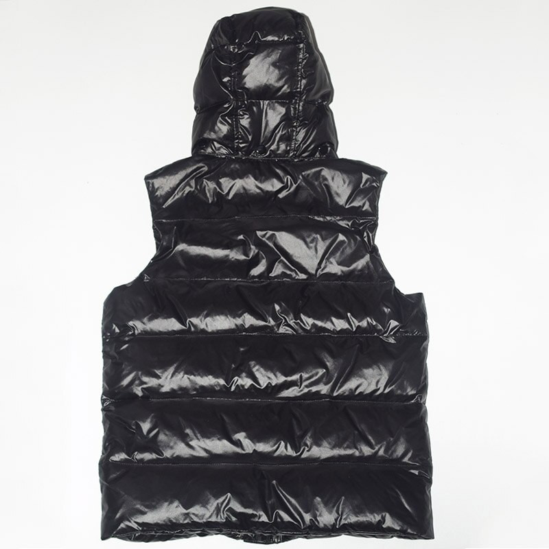 Ženski zimski prsluci od umjetnog krzna s kapuljačom Novi kratki prsluk svijetlih boja 2022. Pamučno podstavljena jakna bez rukava Ženski zimski prsluk prsluk