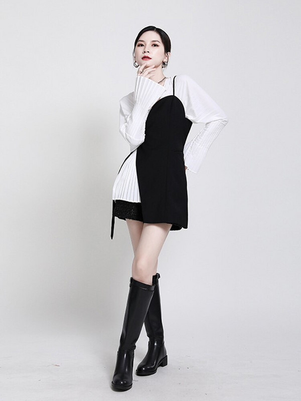 [EAM] Γυναικεία χαλαρή εφαρμογή μαύρο ακανόνιστο γιλέκο με βελονιά επίδεσμο Νέο γιακά V αμάνικο Fashion Tide Άνοιξη φθινόπωρο 2022 1DA977