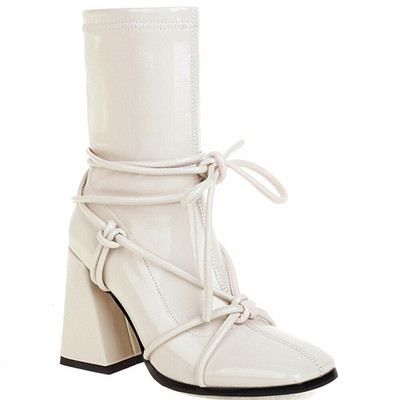 Γυναικείες μπότες 2021 New Arrival Γυναικείες μπότες αστραγάλου σταυρωτά με σχέδιο με στενό λουράκι μόδας καλής ποιότητας Μπότες Chelsea Κομψά παπούτσια