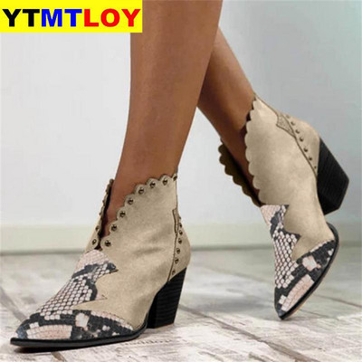 2020 Γυναικείες φθινοπωρινές χειμερινές δαντέλες PU Δερμάτινες καουμπόικες μπότες αστραγάλου Γυναικείες Wedge ψηλοτάκουνες μποτάκια Snake Print Western Boot Τετράγωνο τακούνι