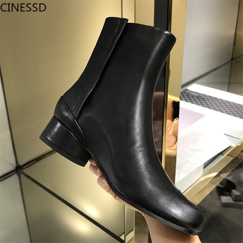 Γυναικεία Split Toe Ninja Tabi Μποτάκια Στρογγυλά Τακούνια 3,5 cm Μεσαίο Τακούνι MM6 Γυναικεία Δερμάτινα Παπούτσια Γυναικεία Κοντά Μποτάκια Μάρκα Σχεδιασμός