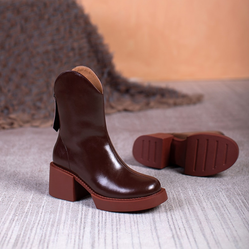 2022 Νέες χειμερινές γυναικείες μπότες Γυναικεία παπούτσια με στρογγυλό τετράγωνο τακούνι Γνήσιο μαλλί με χοντρό τακούνι κοντά μπότες μονόχρωμες γυναικείες γόβες πλατφόρμας