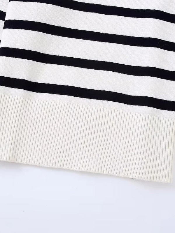 Sieviešu jūrnieku apkakle, svītrains, trikotāžas džemperis.