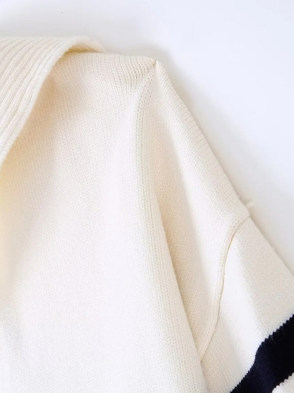 Sieviešu jūrnieku apkakle, svītrains, trikotāžas džemperis.