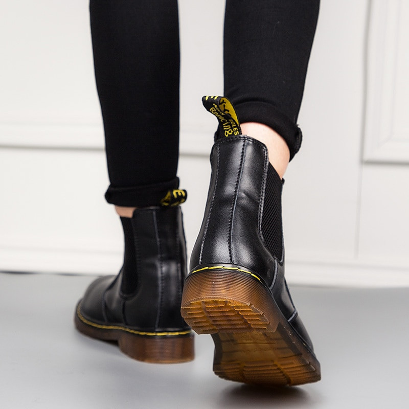 Sieviešu Chelsea  zābaki, 2022. gada rudens ziemas tendences unisex puszābaki ar biezu zoli, Marton melni zābaki vīriešiem