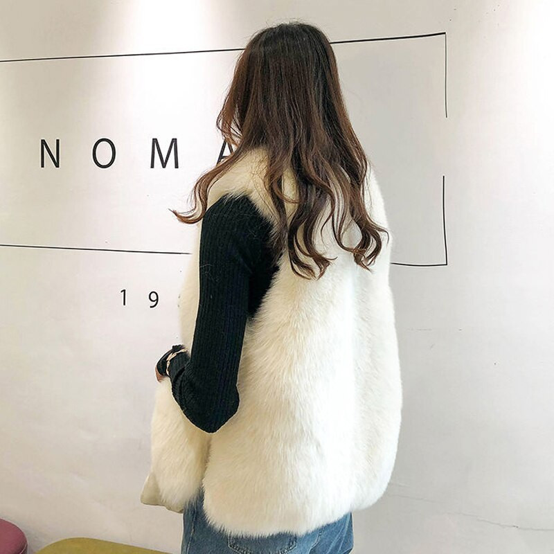 Rudens un ziemas modes mākslīgās lapsas kažokādas vestes sievietēm Jauns ballīšu klubs Eleganta kažokādas veste ar V veida piedurknēm bez piedurknēm rudens kažoki sievietēm