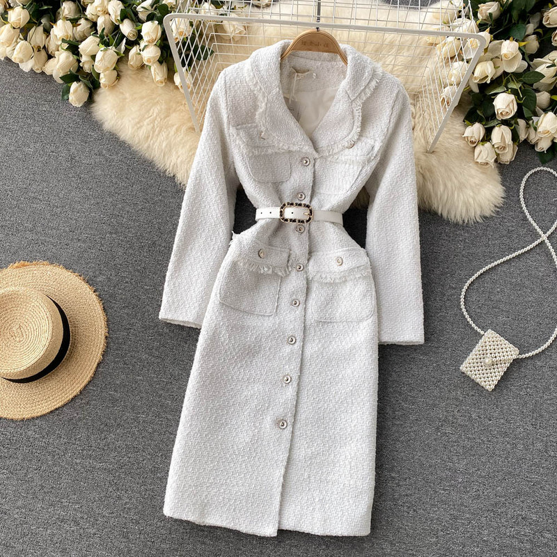 Retro mazs, smaržīgs tvīda mētelis 2021. gada rudenī un ziemā augstas kvalitātes vidukļa vidēja garuma, elegants, moderns, vienkāršs balts mētelis