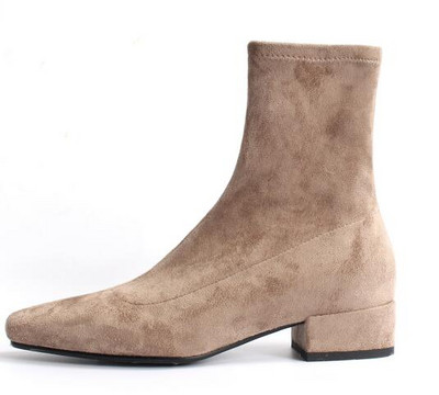 Nove proljetne cipele za 2021. Ženske čizme Elastične čizme velike veličine Ležerno stado Europske i američke čizme Ženska podstava od svinjske kože Uložak