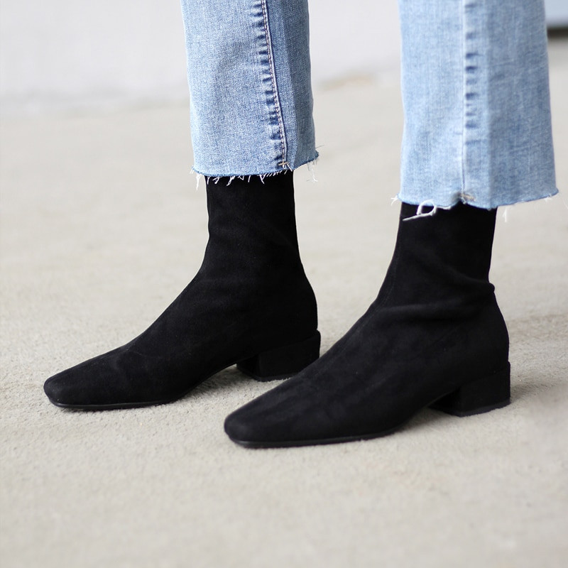 Nove proljetne cipele za 2021. Ženske čizme Elastične čizme velike veličine Ležerno stado Europske i američke čizme Ženska podstava od svinjske kože Uložak