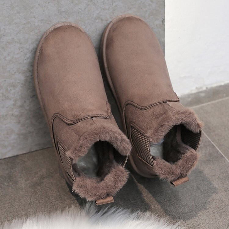 Γυναικείες μπότες χιονιού 2021 Νέο χοντρό βελούδο Plus μέγεθος Χειμερινή μόδα Ζεστή Μονό Βήμα Κοντές μπότες Βαμβακερά παπούτσια Γυναικεία βαμβακερά παπούτσια