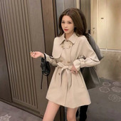 Άνοιξη 2021 Νέο Γυναικείο Ανεμοδράστη Γυναικείο παλτό με ζώνη βρετανικής μόδας υψηλής μόδας Γυναικεία φθινοπωρινή καμπαρντίνα μεσαίου μήκους για γυναίκες