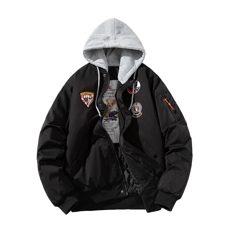 Zimske pilotske jakne Muška vojna bomber jakna Bedž Embriodery Košarkaški kaput Parke s kapuljačom Muška moda Jesen Crno smeđa