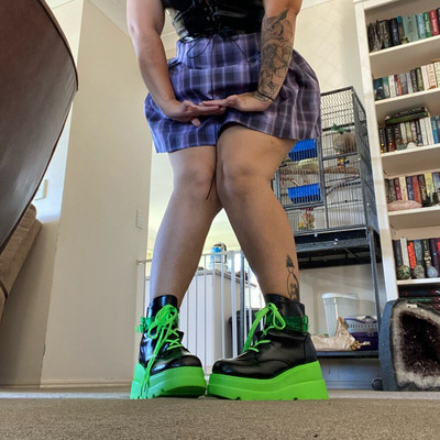 Liela izmēra 35–43 — Jauni sieviešu augstpapēžu zābaki 2021. gada modes zābaki ar rāvējslēdzēju Augstas platformas zābaki Sieviešu ballītes gotikas apavi