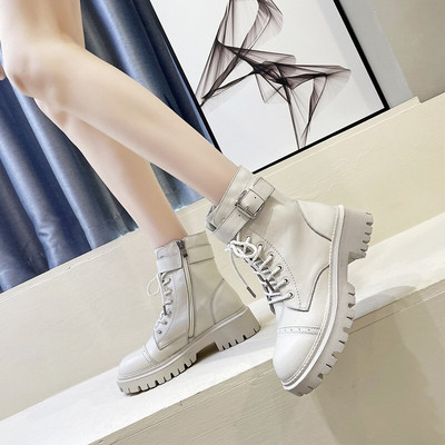 Ehtsast nahast saapad naistele 2022 Luksuslikud poolsaapad Naiste kummist disainitud kingad Naiste tõmblukuga võitlusplatvormiga kontsa saapad