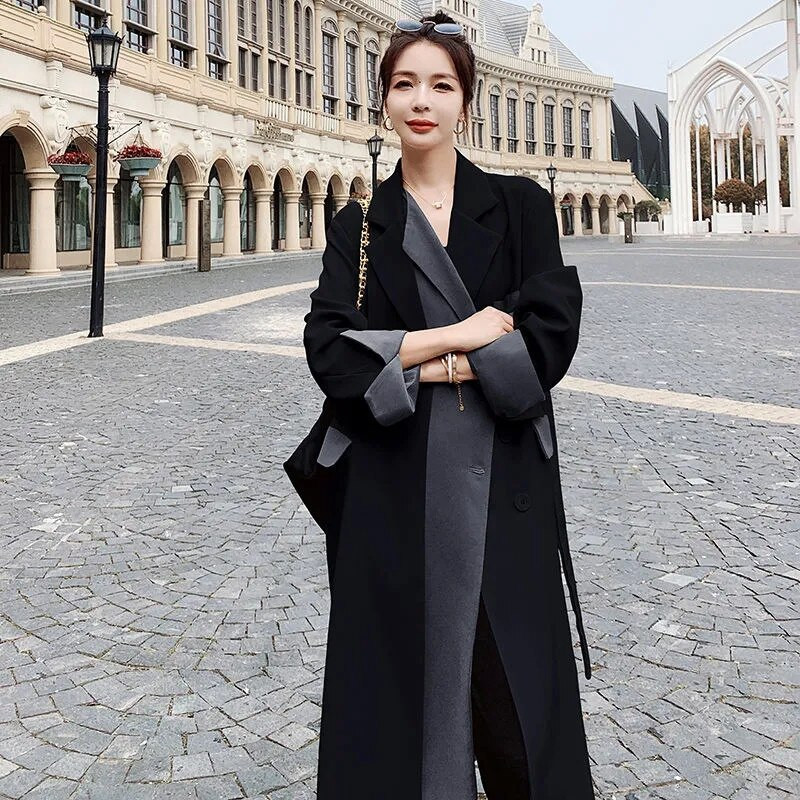 2022. gada rudens elegants sieviešu krāsai pieskaņots garš vējjaka augstas klases mētelis Britu divrindu, tievs jostas mētelis