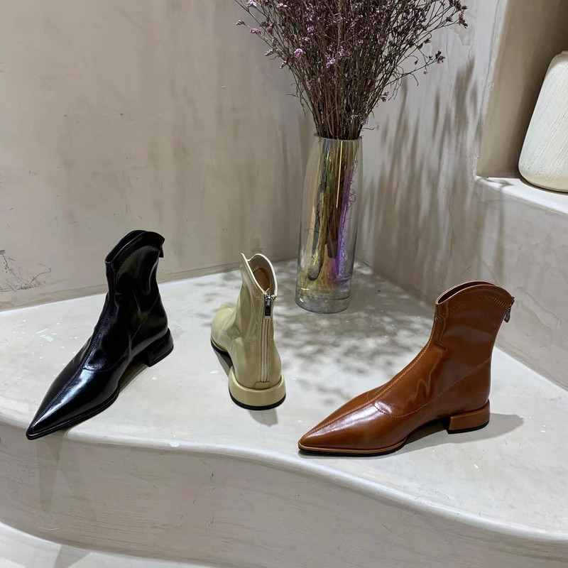 Jauna zīmola sieviešu zempapēžu zābaki Chelsea zābaki ar smailiem purngaliem potīšu zābaki 2022. gada gotiskā modes Gladiator sieviešu zābaki ikdienas apavi