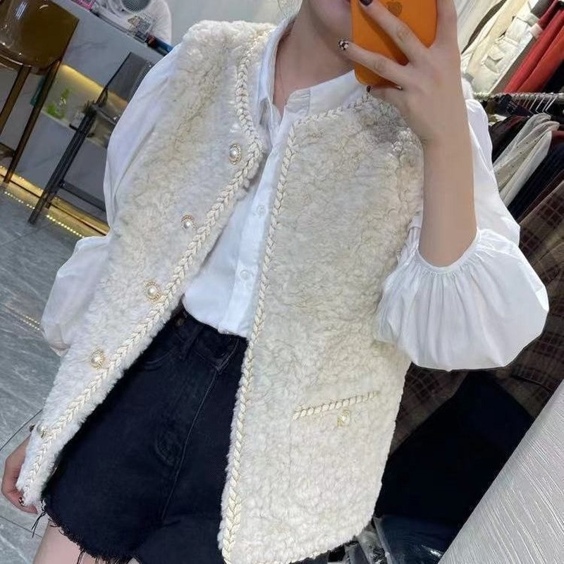 Ziemas veste sieviešu retro stila biezi, silti jēra gaļas topi korejiešu stila eleganti dāmu temperamenta pogām bez piedurknēm.