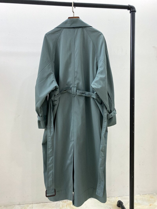 Ženski trenč kaput srednje dužine Elegantna klasična opuštena ženska vjetrovka s logotipom s jednostrukim otvorom Gornja odjeća s razdvojenim leđima i pojasom