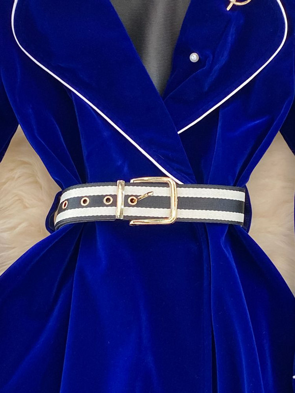 HAMALIEL rudens ziemas biezs, silts samta mētelis sievietēm ar robainām garām piedurknēm, ar vienrindu jostu, Midi biroja virsdrēbes