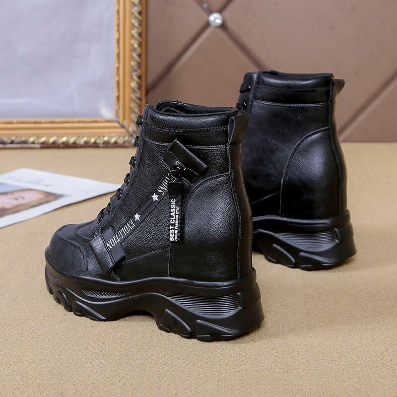 2022 Νέα γυναικεία φθινοπωρινά μποτάκια πλατφόρμας Μπότες με τακούνι 8 εκ. Λευκό μαλακό δέρμα Μπότες μοτοσυκλέτας Γυναικείες Χειμερινές μπότες αθλητικών παιχνιδιών