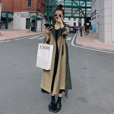 Modes sieviešu kontrastkrāsu izšūšanas vējjaka 2021. gada rudens jaunais britu stila plāns temperamenta garais mētelis sievietēm