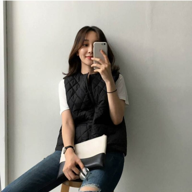 Novi ženski prsluk s prslukom Kratki lagani ženski prošiveni prsluk Gornji prsluk s okruglim izrezom Široki prošiveni kaputi Podstavljeni prsluk Ženski