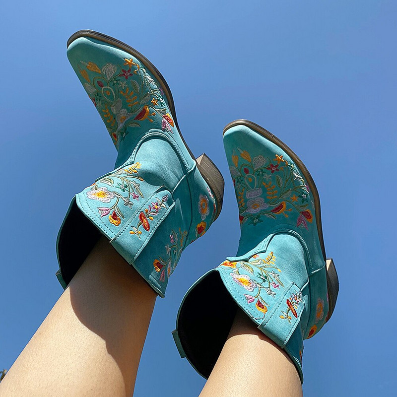 KarinLuna Retro sieviešu rietumu zābaki koka zole ar smailu papēži, smailiem purngaliem, uzvelkami ziedu puķu zābaki puszābaki lielizmēra 48