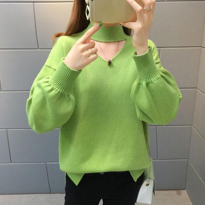 Το πουλόβερ με λαιμόκοψη V με λαιμόκοψη είναι λεπτό και απλό για τις μετακινήσεις Οι κυρίες μπορούν να φορέσουν γυναικείο στυλ έξω τον χειμώνα