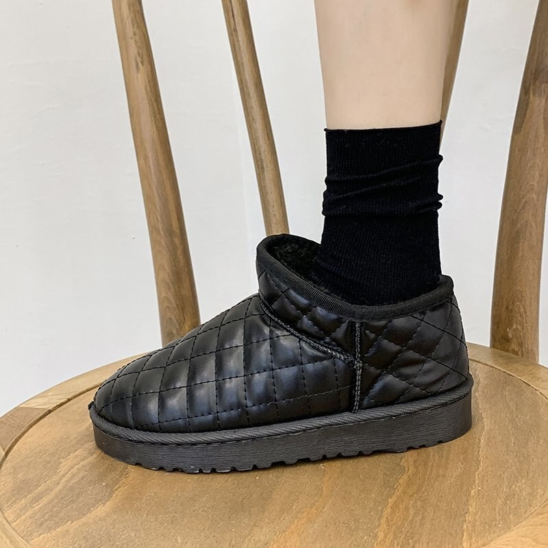 Gležnjače za snijeg od PU kože 2019. Modne plišane ženske zimske tople cipele Čizme za snijeg Ravne udobne natikače Ležerne ženske cipele
