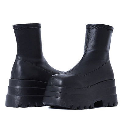 Φθινοπωρινά γοτθικά παπούτσια για γυναίκες 2022 Χειμερινά ψηλοτάκουνα παπούτσια Πλατφόρμας Γυναικείες μπότες Designer Punk Street Halloween Γυναικεία παπούτσια